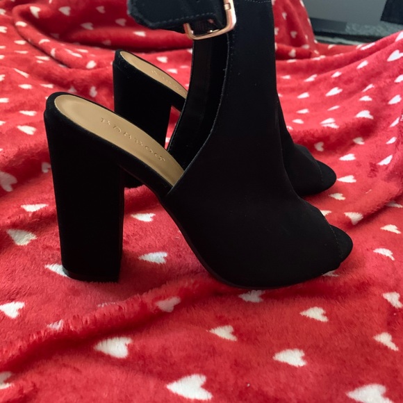 BAMBOO Size 7 Black Heels - Picture 1 of 4